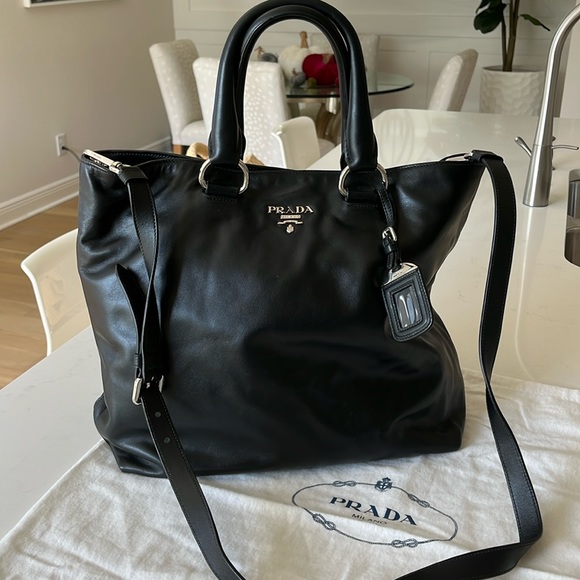 Prada black leather shopping tote - Picture 1 of 10
